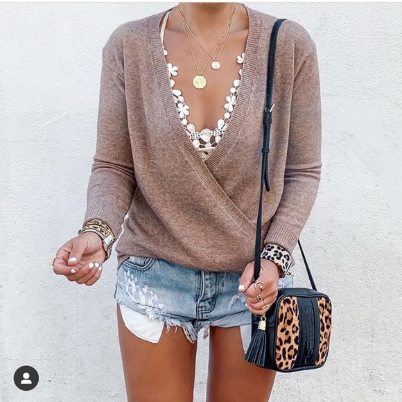 Sweaters - Cozy Tan Sweater NWOT